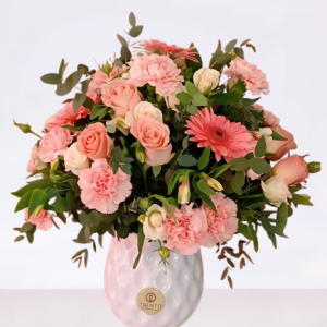 ARREGLO LUCY ROSAS Y FLORES MIXTAS
