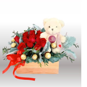 Caja Ternura de Amor Rosas y oso de peluche