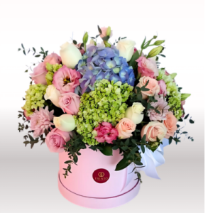 Caja Carlota Rosas, Hortensias y Follajes varios