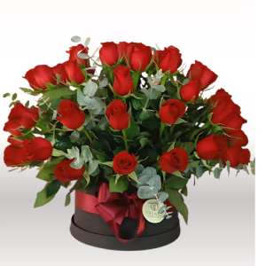 Caja Red Passion  50 rosas rojas