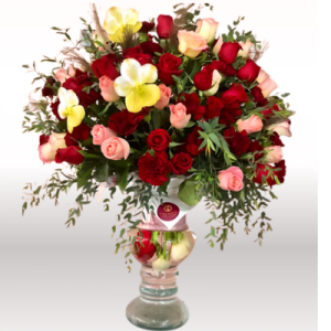 Jarron Dayana Rosas y flores mixtas