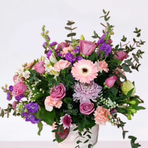 Arreglo Mirta rosas lila, gerberas con flores mixtas